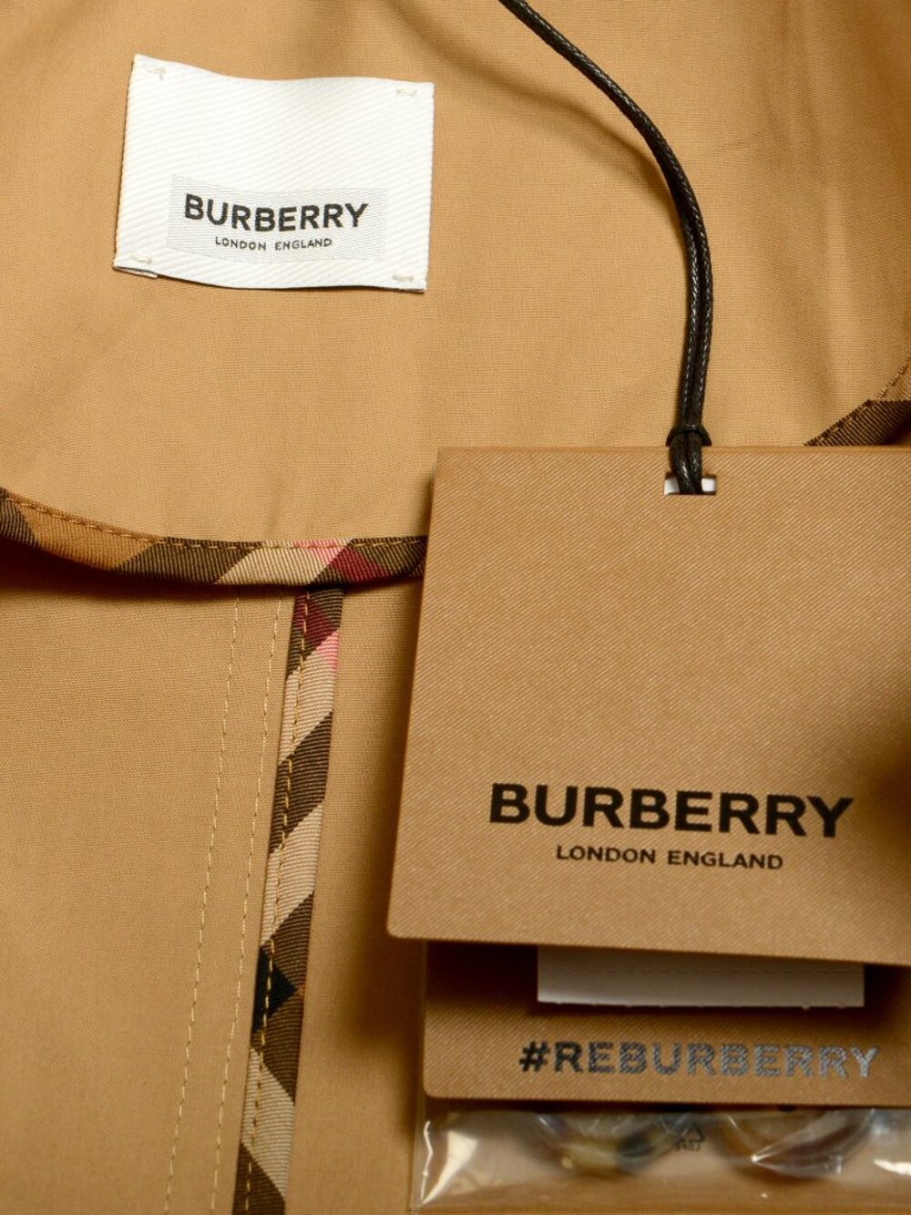 Burberry Women's "Clarebury" Archive Beige Classic Trench Coat UK 8 US 6 IT 40 - Picture 6 of 6